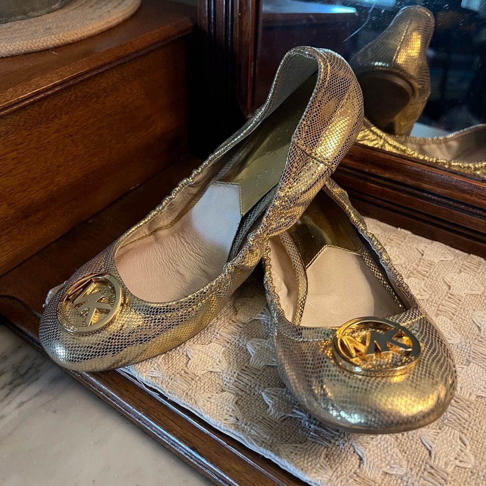 MICHAEL KORS Classic Fulton Python Embossed Ballet Flats Gold Metallic Wms Sz 8